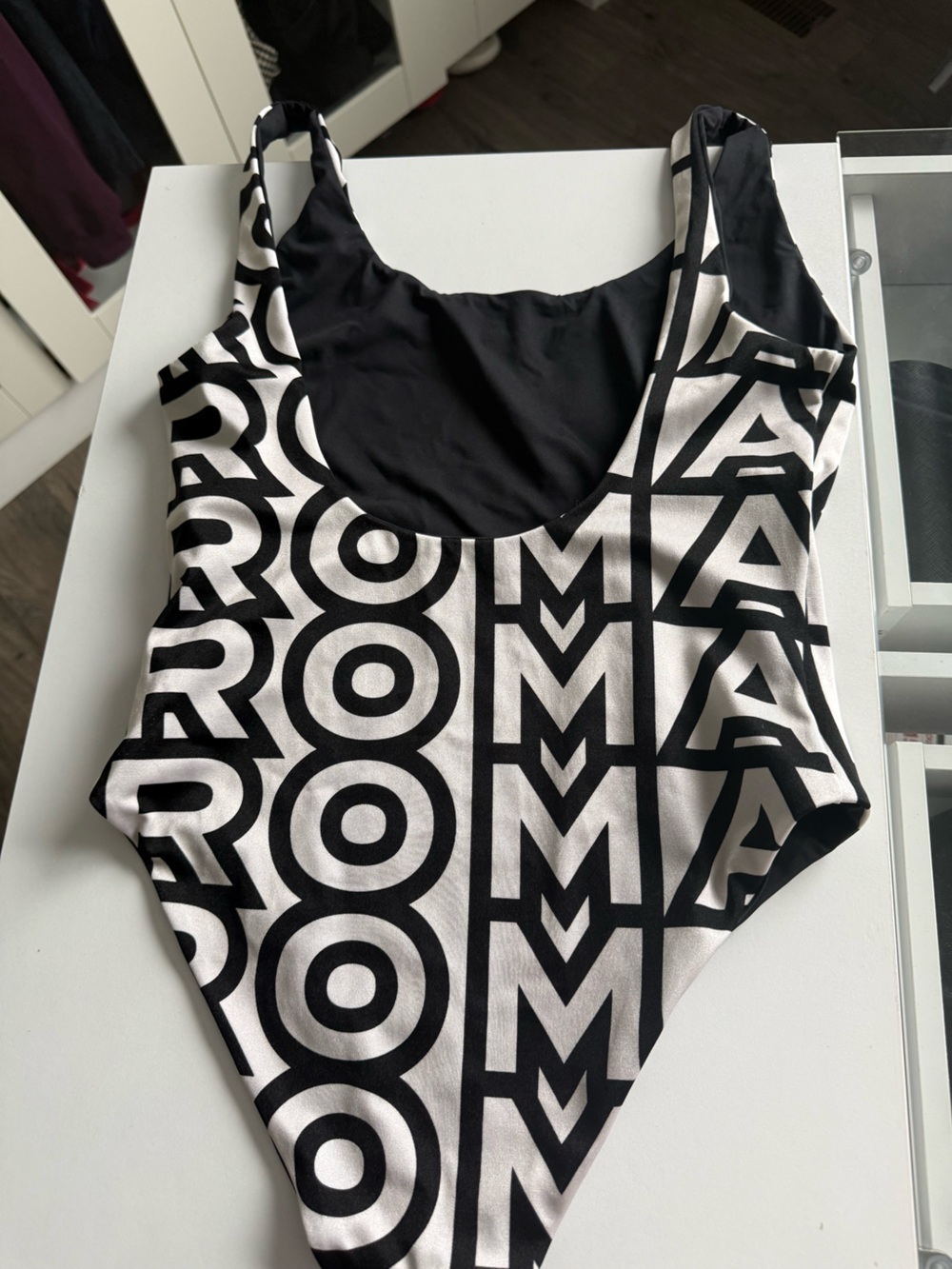 Fendi/Marc Jacob’s Black and White Geometric Logo bodysuit and leggings. - Picture 5 of 8